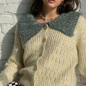 Lisa Says Gah Cream and Green Oversize Collar Cardigan Sweater Size XS